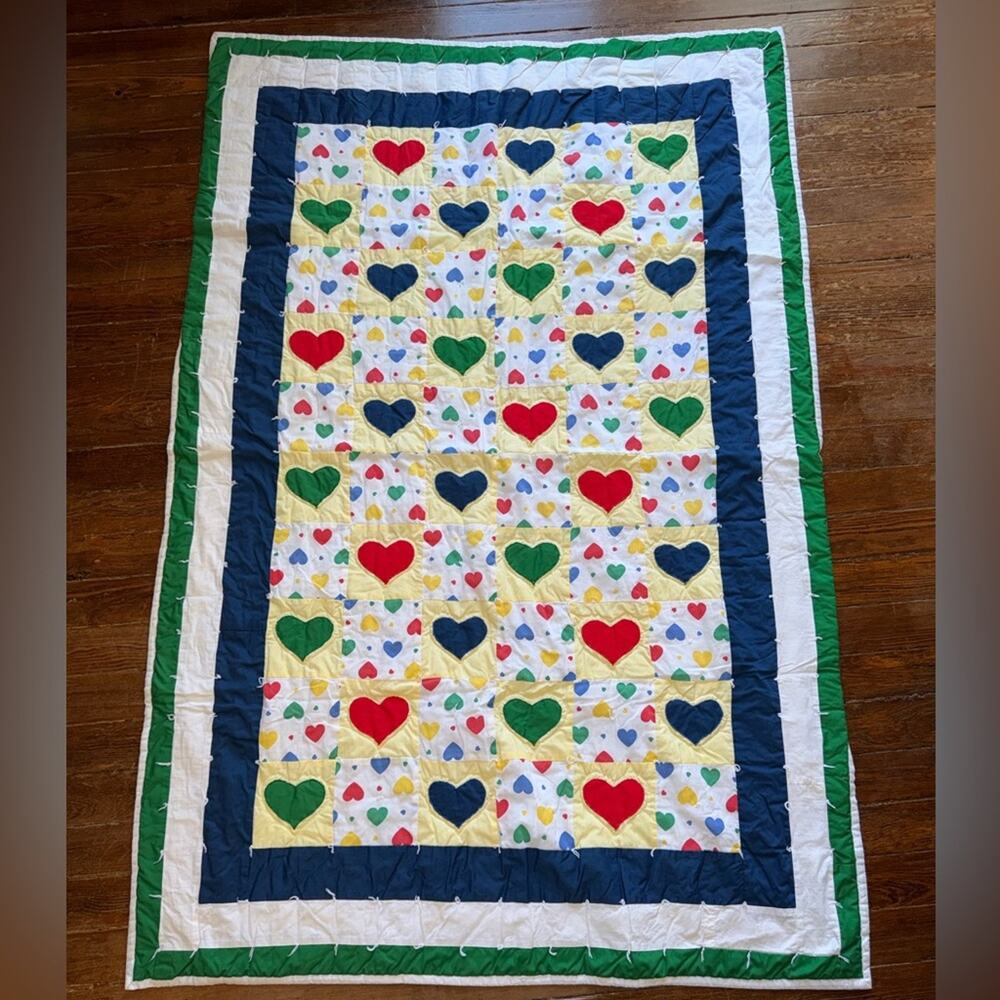 VTG Handmade Patchwork Hearts Quilt Throw 43” x 64”